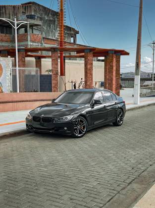 BMW 320i 2.0 16V TURBO ACTIVE FLEX 4P AUTOMÁTICO BMW 320i 2.0 16V TURBO ACTIVE FLEX 4P AUTOMÁTICO